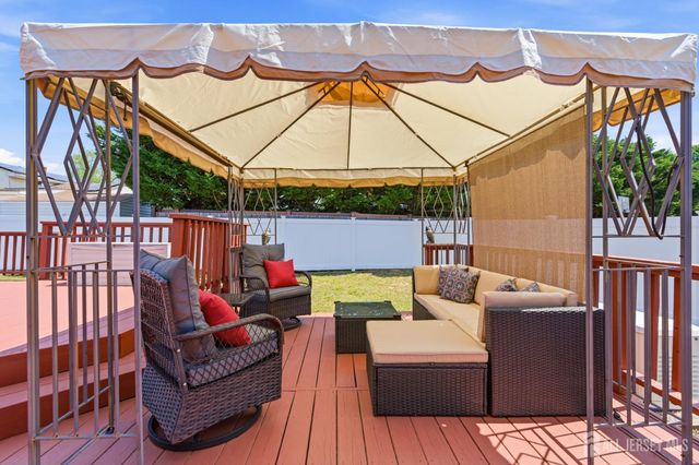 58 Richards Drive, Sayreville, NJ 08859