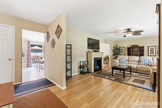 58 Richards Drive, Sayreville, NJ 08859
