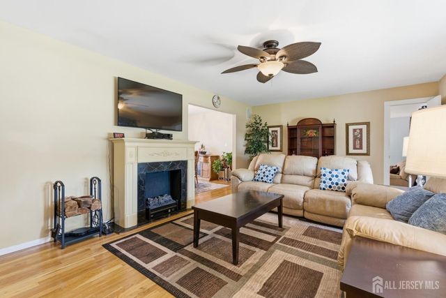 58 Richards Drive, Sayreville, NJ 08859