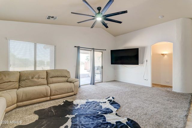 35510 N BELGIAN BLUE Court, San Tan Valley, AZ 85143