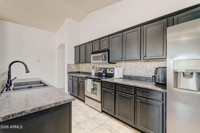 35510 N BELGIAN BLUE Court, San Tan Valley, AZ 85143