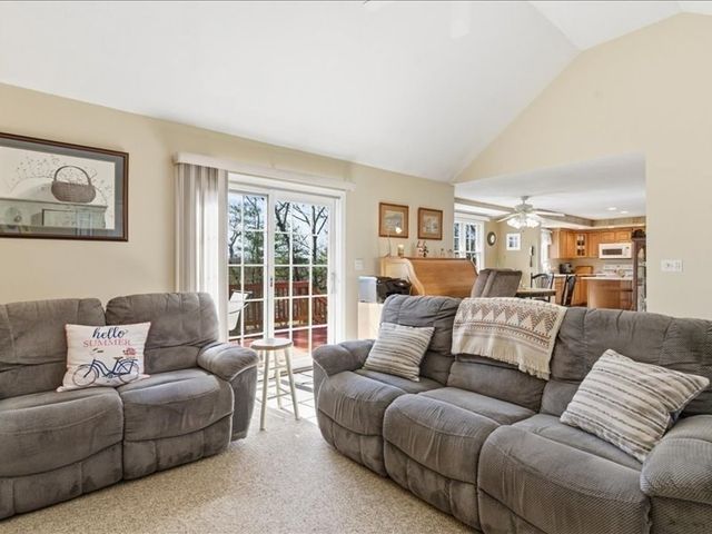 45 Elliot Trail, Grafton, MA 01519