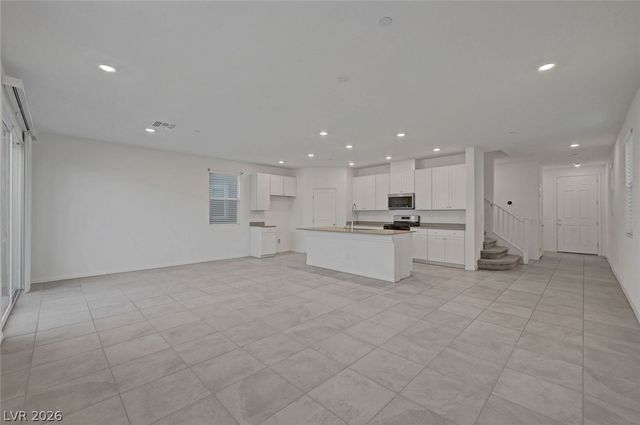 8454 Vacarez Drive, Las Vegas, NV 89149