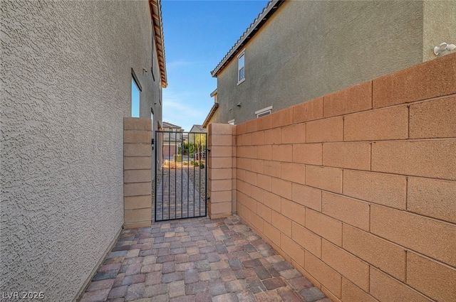 8454 Vacarez Drive, Las Vegas, NV 89149