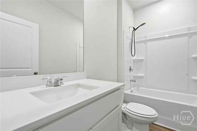 217 Crosstown Avenue, Richmond Hill, GA 31324