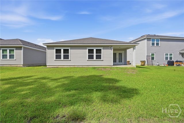 217 Crosstown Avenue, Richmond Hill, GA 31324