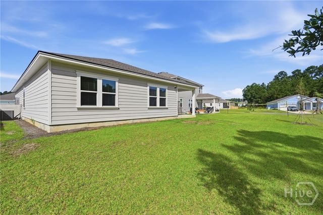 217 Crosstown Avenue, Richmond Hill, GA 31324