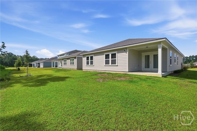 217 Crosstown Avenue, Richmond Hill, GA 31324