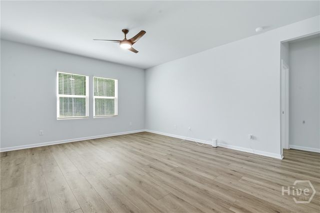 217 Crosstown Avenue, Richmond Hill, GA 31324