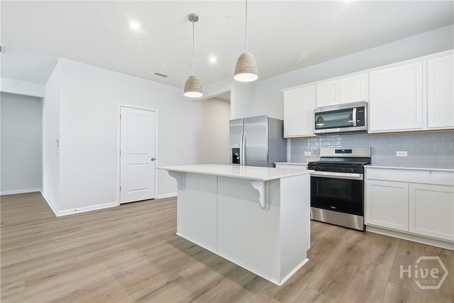 217 Crosstown Avenue, Richmond Hill, GA 31324