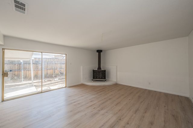 3405 Brook Lane, Grand Prairie, TX 75052