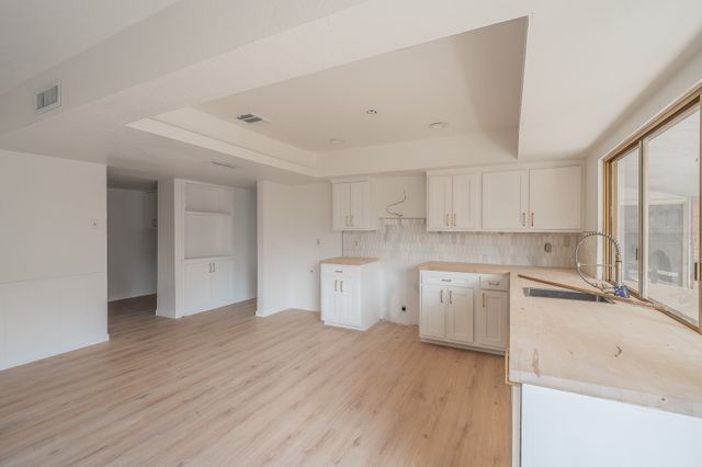 3405 Brook Lane, Grand Prairie, TX 75052