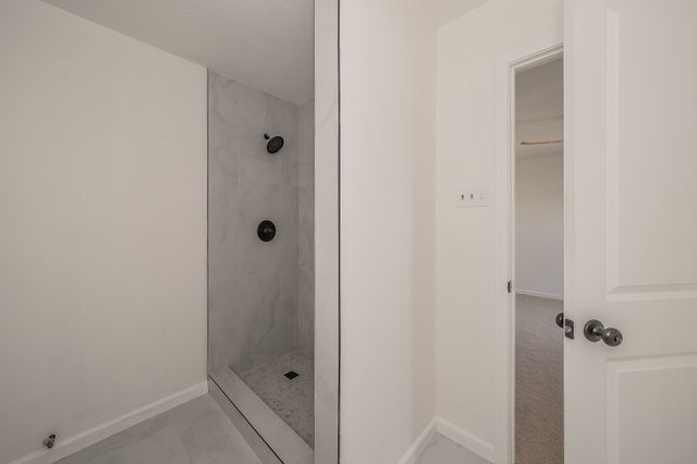 3405 Brook Lane, Grand Prairie, TX 75052