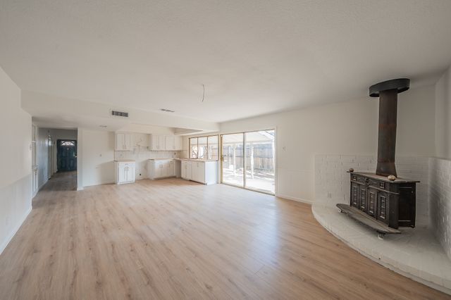 3405 Brook Lane, Grand Prairie, TX 75052