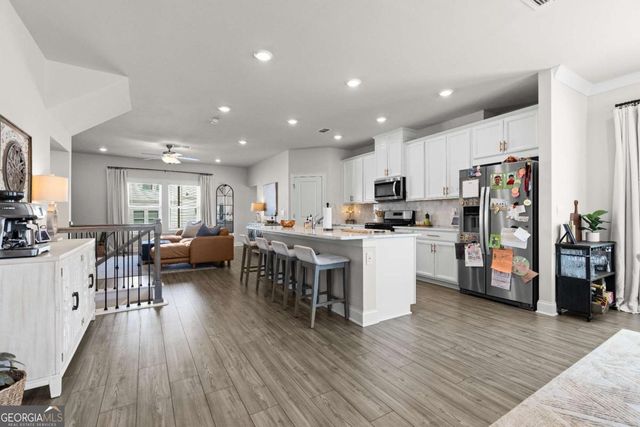 3564 SHORE WOOD Avenue, Lawrenceville, GA 30044