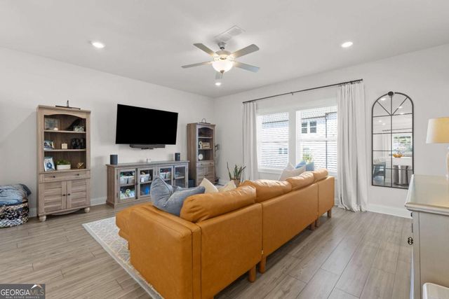 3564 SHORE WOOD Avenue, Lawrenceville, GA 30044
