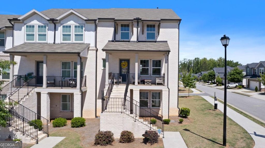 3564 SHORE WOOD Avenue, Lawrenceville, GA 30044