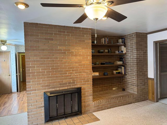 1306 N Balsam Drive, Muncie, IN 47304