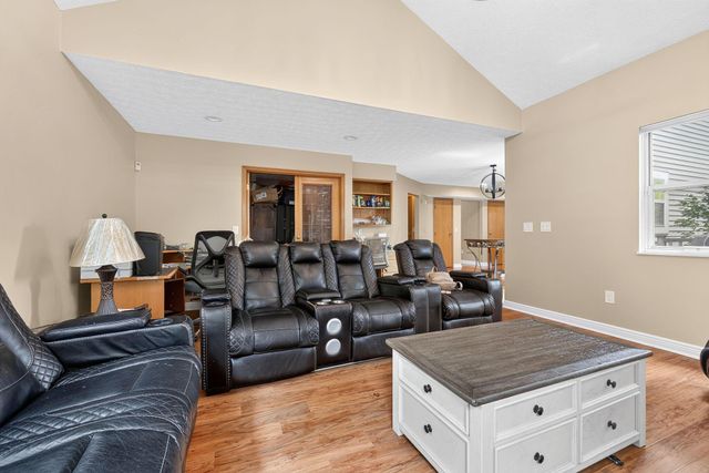 4217 Eagle Head Drive, Columbus, OH 43230