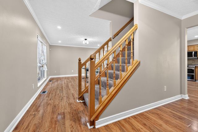 4217 Eagle Head Drive, Columbus, OH 43230