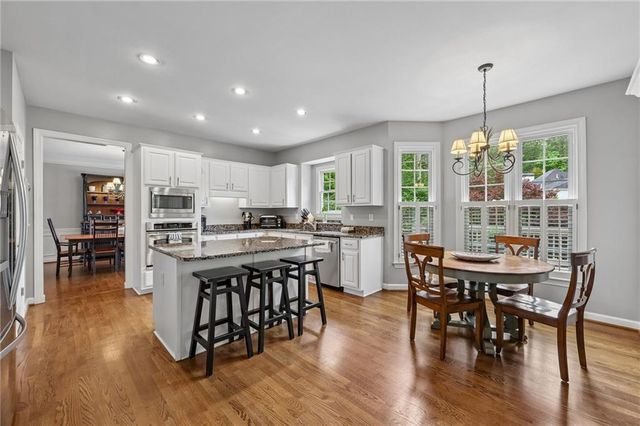 610 Fawn Run, Alpharetta, GA 30005