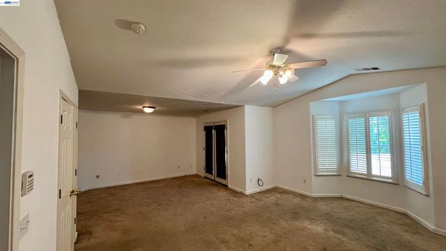 3811 Claire St, Stockton, CA 95212