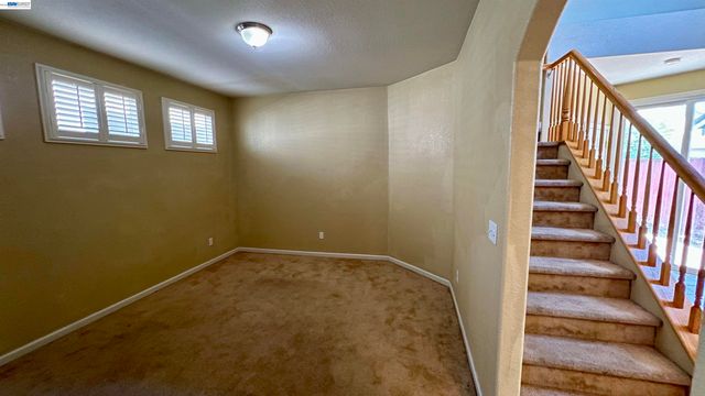 3811 Claire St, Stockton, CA 95212