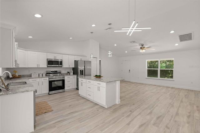 20615 SW ROBIN DRIVE, Dunnellon, FL 34431