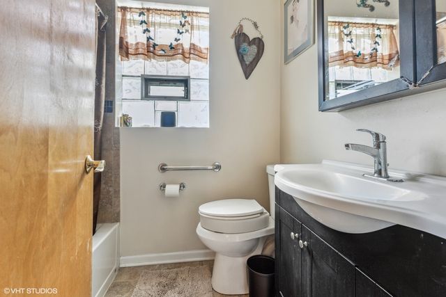 1404 W 97th Street, Chicago, IL 60643