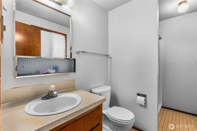 3604 Landau Avenue NE, Olympia, WA 98506