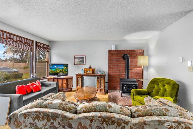 3604 Landau Avenue NE, Olympia, WA 98506