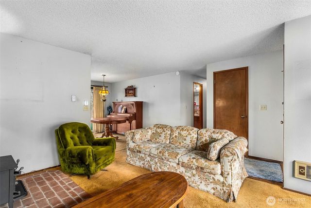 3604 Landau Avenue NE, Olympia, WA 98506