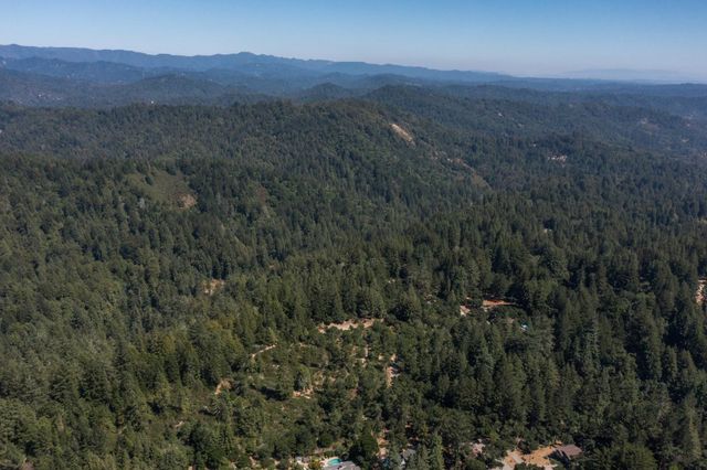 225 Santa Cruz Street, Boulder Creek, CA 95006