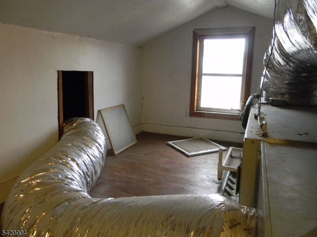 49 Mabie St, Franklin Boro, NJ 07416