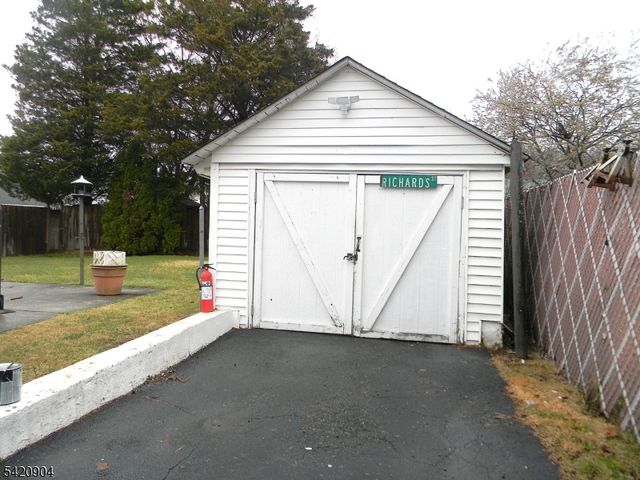 49 Mabie St, Franklin Boro, NJ 07416