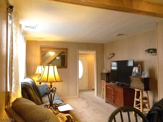 49 Mabie St, Franklin Boro, NJ 07416