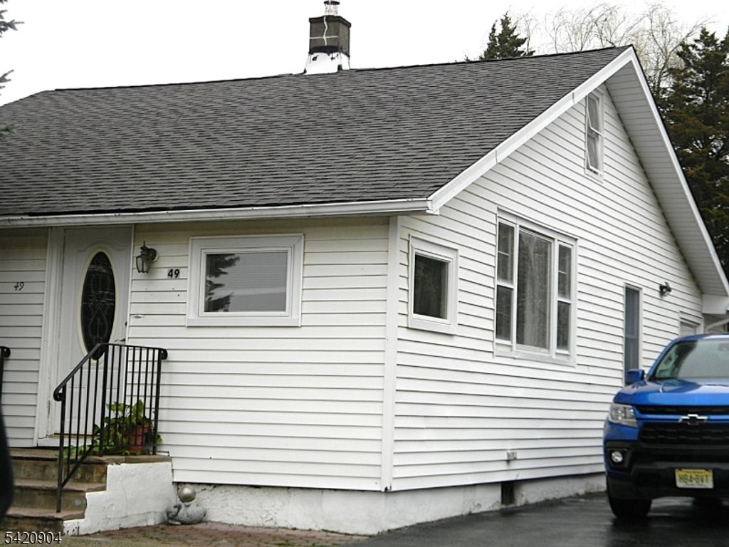 49 Mabie St, Franklin Boro, NJ 07416