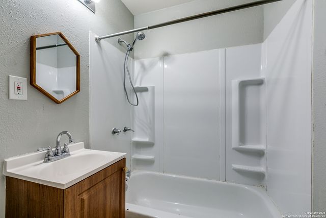 2310 Delgado, San Antonio, TX 78228