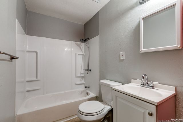 2310 Delgado, San Antonio, TX 78228