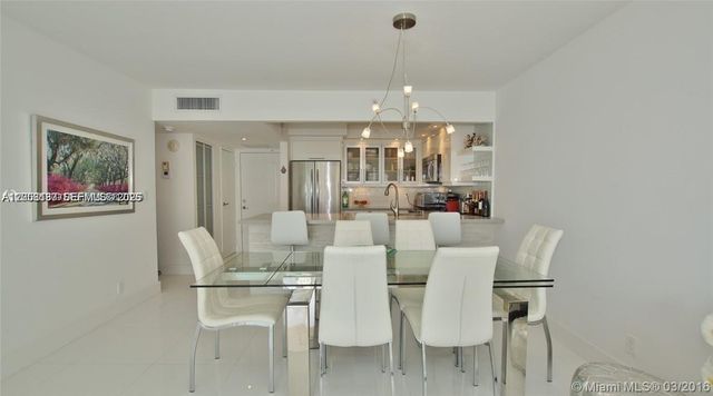 100 Bayview Dr 1811, Sunny Isles Beach, FL 33160