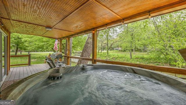141 Mountain Rivers Road, Mineral Bluff, GA 30559