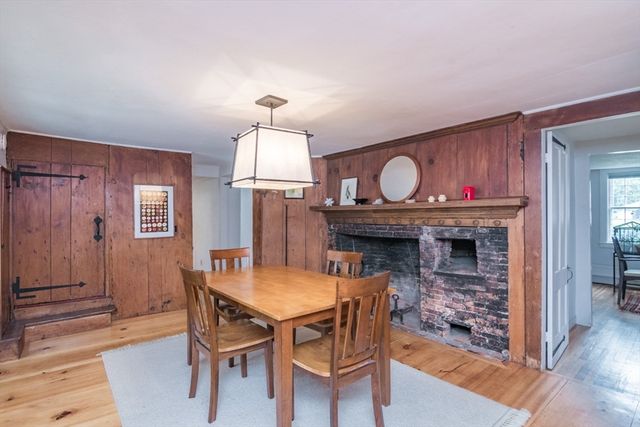 36 Conz St, Northampton, MA 01060