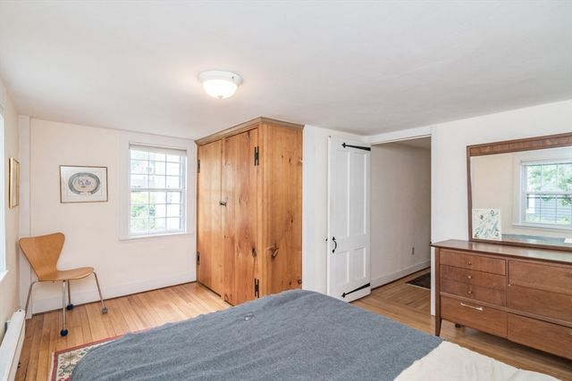 36 Conz St, Northampton, MA 01060