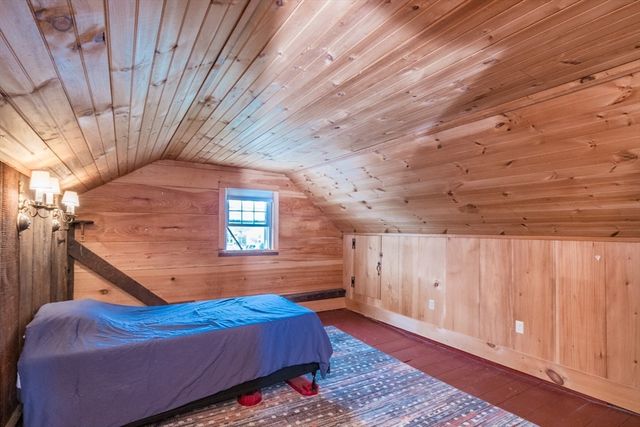 36 Conz St, Northampton, MA 01060