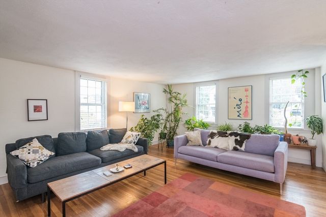 36 Conz St, Northampton, MA 01060