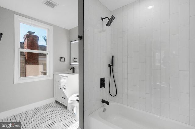 4204 PENHURST AVE, Baltimore, MD 21215