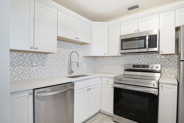 44 Vista Gardens Trail 106, Vero Beach, FL 32962