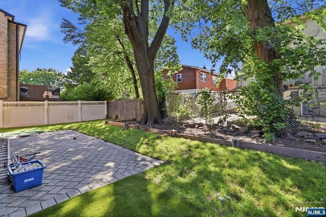 2477 6th Street 1st Floor, Fort Lee, NJ 07024