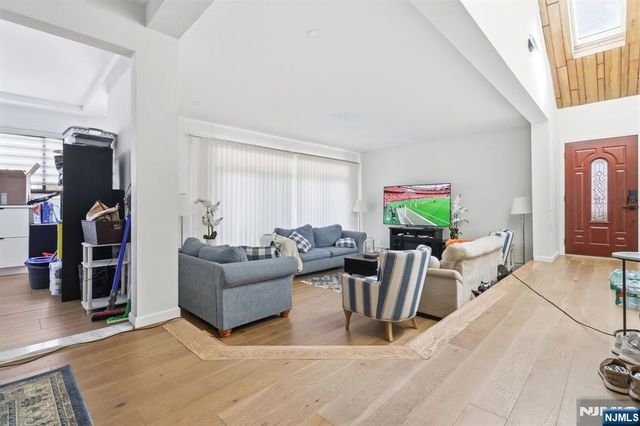 2477 6th Street 1st Floor, Fort Lee, NJ 07024