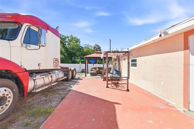 6760 RUNNEL DRIVE, New Port Richey, FL 34653